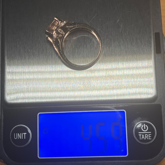 14 kt Rose Gold Morganite Diamond Ring - Picture 14 of 14